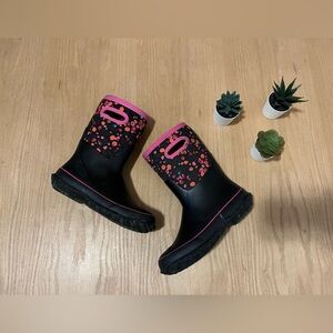 Bogs Lined Winter / Rain Boots with Handles